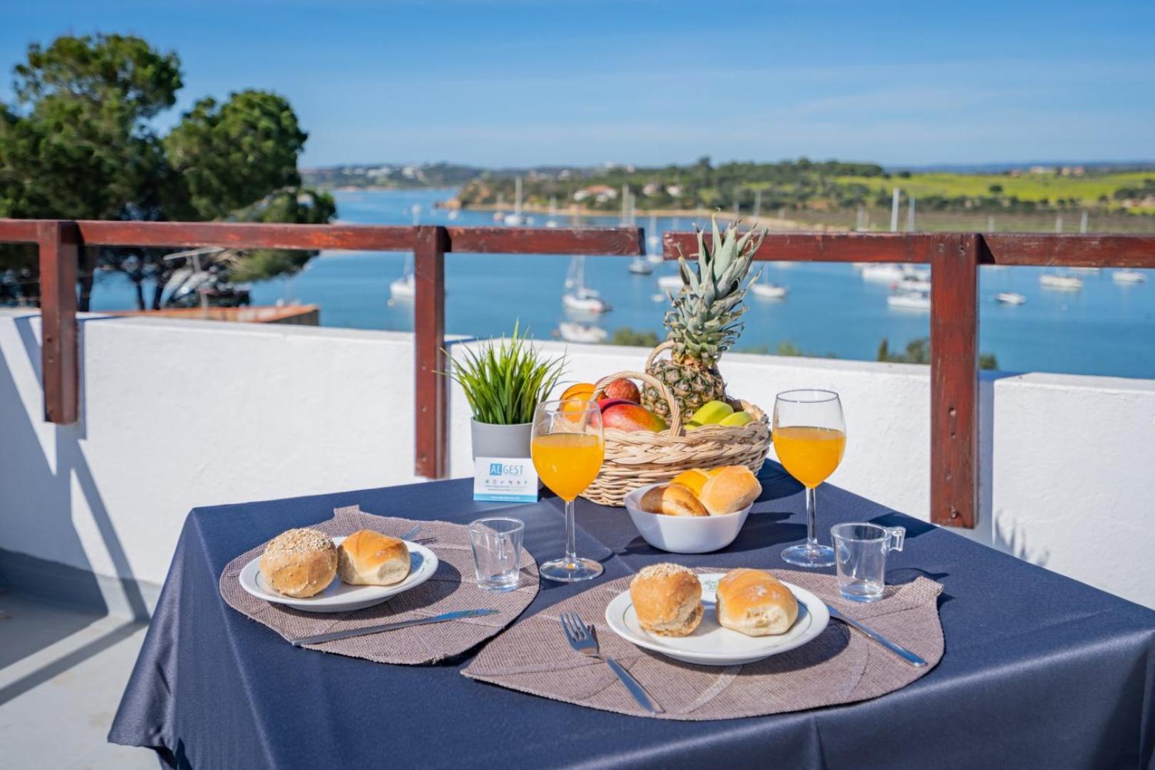 Ria Guest House Alvor Extérieur photo