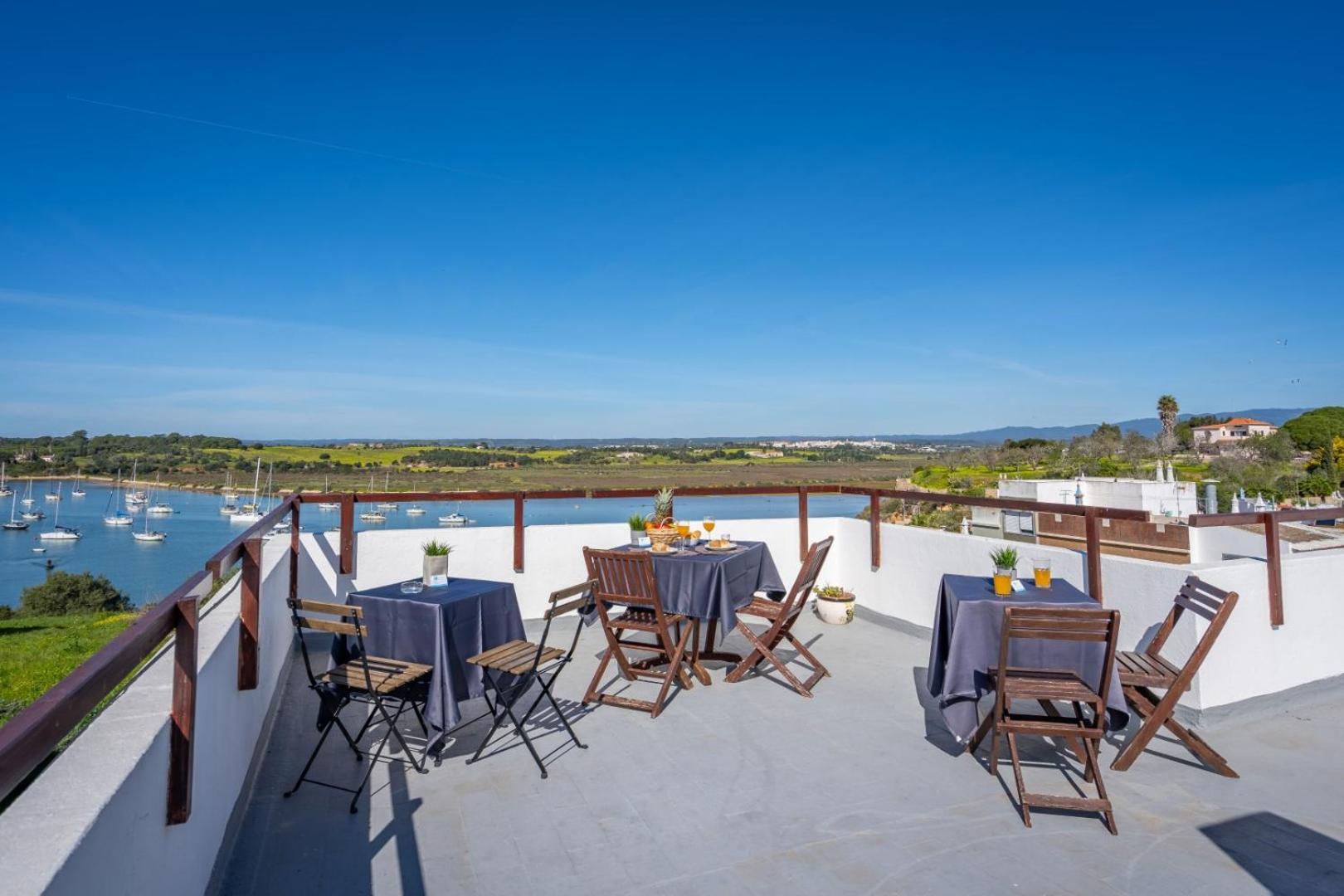 Ria Guest House Alvor Extérieur photo